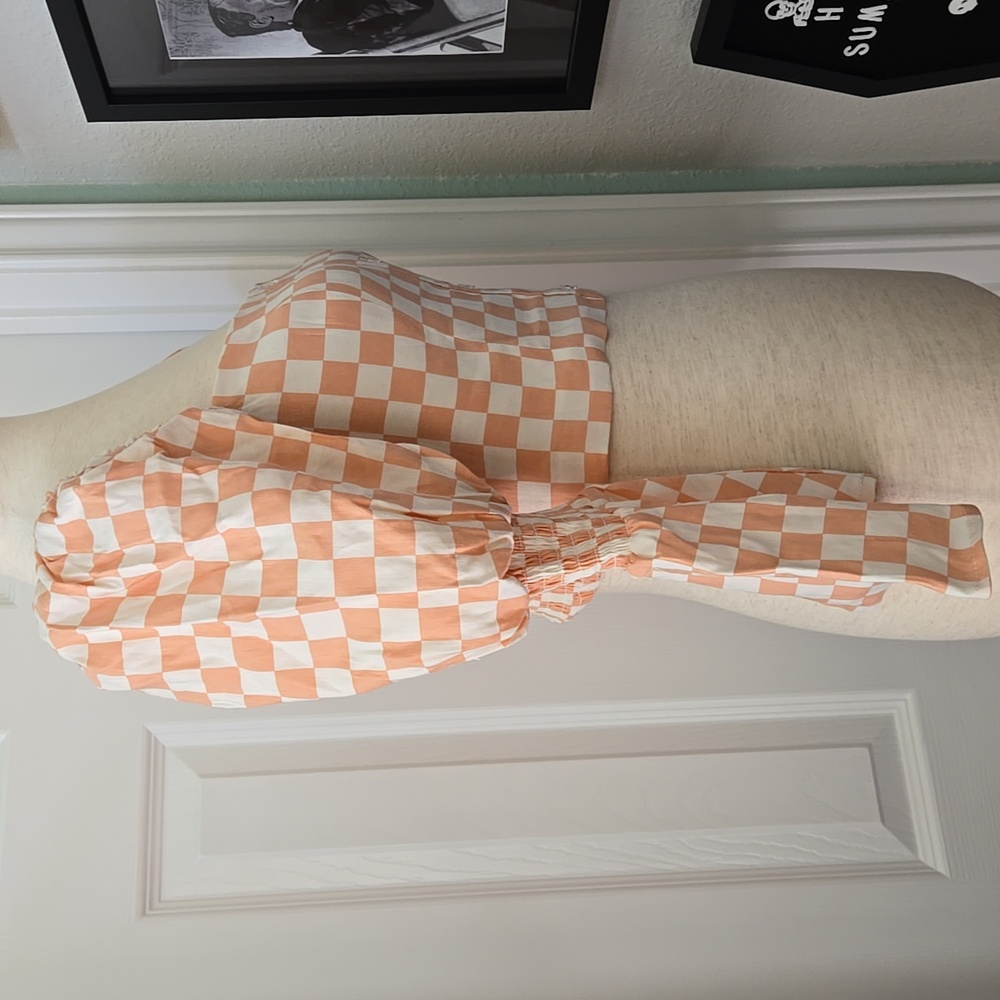 Wayf Checkered Women's Top In Peach & White Checkboard, NWOT - Picture 8 of 12